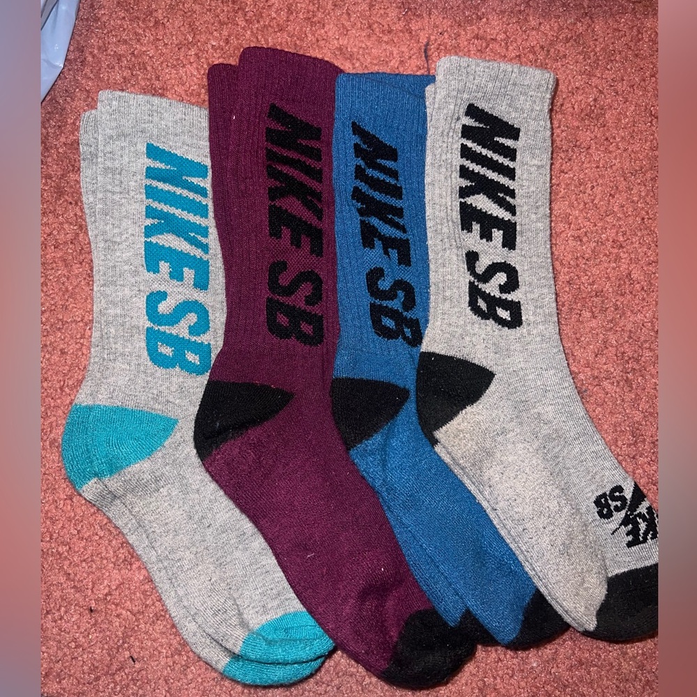 Nike crew socks